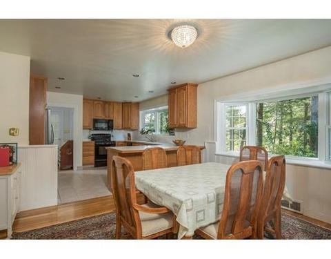 15 Howland Ln, Hingham, MA 02043 photo 5