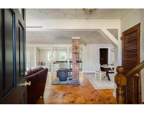 10 West St, Hingham, MA 02043 photo 2