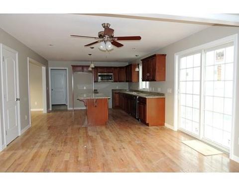 17 Silvia St, Springfield, MA 01104 photo 7