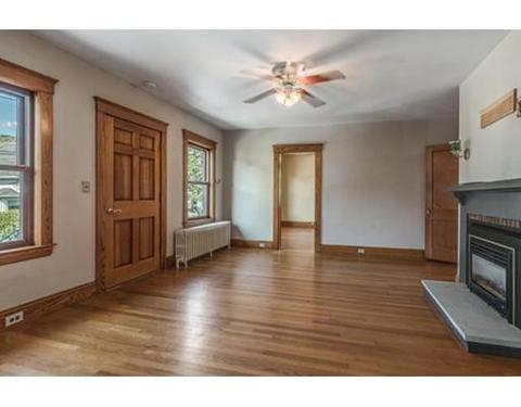 11 Lookout St, Gloucester, MA 01930 photo 4