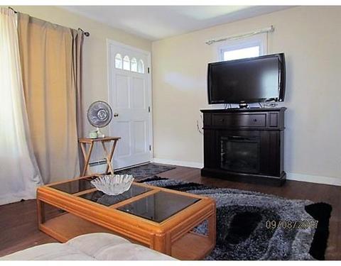 12 Ball St, Worcester, MA 01603 photo 6