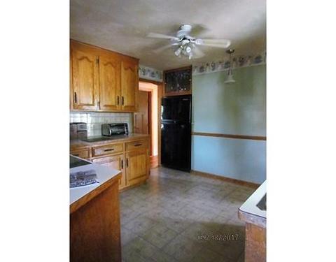 12 Ball St, Worcester, MA 01603 photo 9
