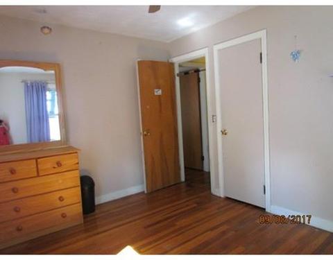 12 Ball St, Worcester, MA 01603 photo 14
