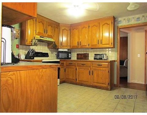 12 Ball St, Worcester, MA 01603 photo 7