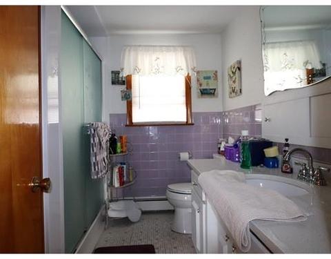 18 Everett St, Everett, MA 02149 photo 8