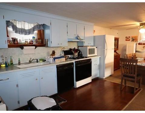 18 Everett St, Everett, MA 02149 photo 4