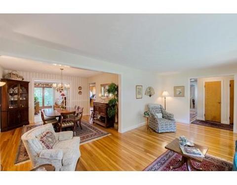 16 Herbert Rd, Worcester, MA 01602 photo 8