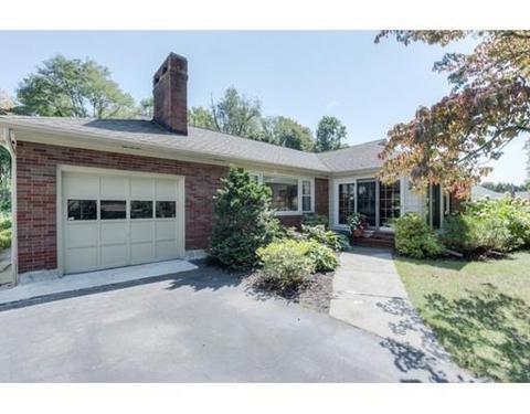 16 Herbert Rd, Worcester, MA 01602 photo 2