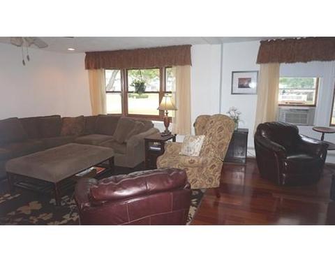 59 Tulsa St, Springfield, MA 01118 photo 6