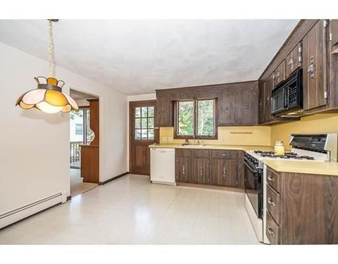 18 Arrow Cir, Reading, MA 01867 photo 5