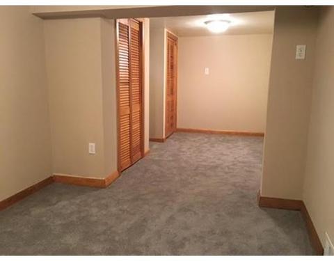 50 Wallace Ave, Chicopee, MA 01020 photo 21
