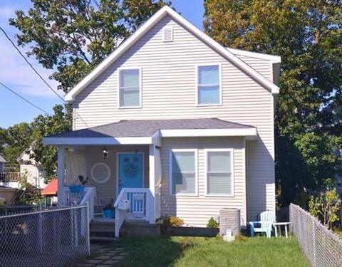 28 Oliver St, Fall River, MA 02724 photo 1