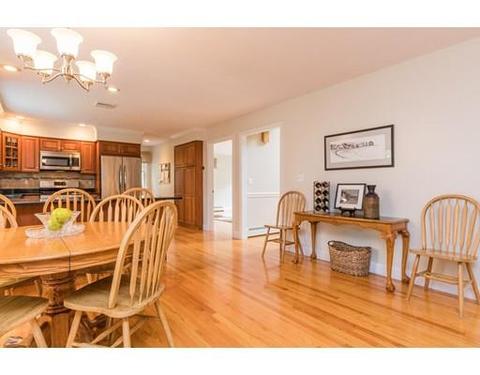 17 Westridge Dr, Hampton, NH 03842 photo 6