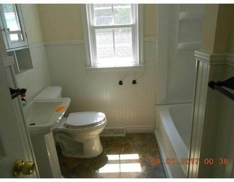 143 Blanan Dr, Chicopee, MA 01020 photo 6