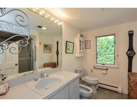 17 Cedar St, Mashpee, MA 02649 photo 15