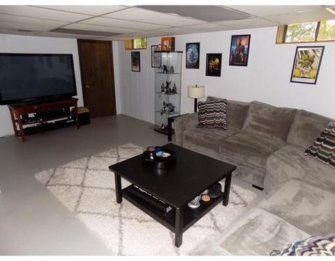 46 Audley Rd, Springfield, MA 01118 photo 9