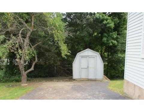 112 Emerald St, Gardner, MA 01440 photo 2