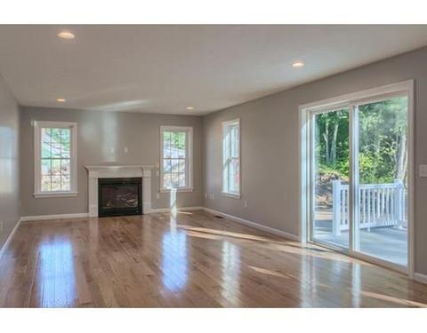 10 Devarney Ct, Shirley, MA 01464 photo 7