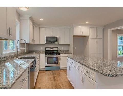 10 Devarney Ct, Shirley, MA 01464 photo 2