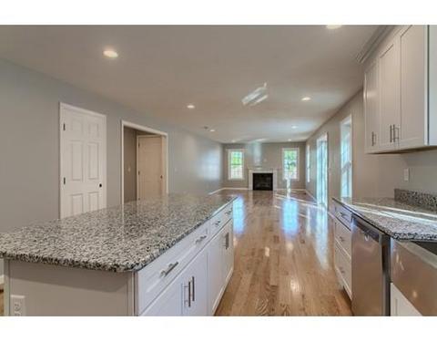 10 Devarney Ct, Shirley, MA 01464 photo 6