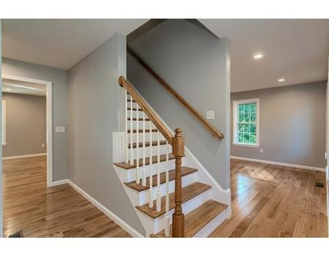 10 Devarney Ct, Shirley, MA 01464 photo 8