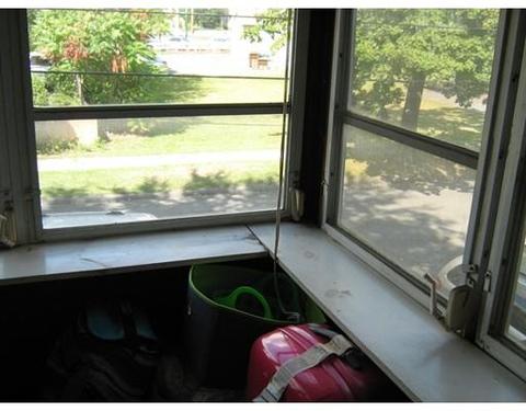 29 High St, West Springfield, MA 01089 photo 8