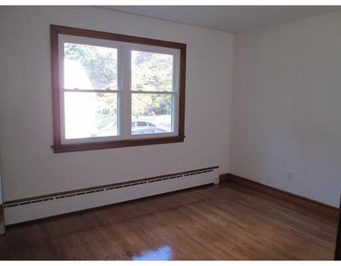 28 Doyle Ave, Springfield, MA 01104 photo 12
