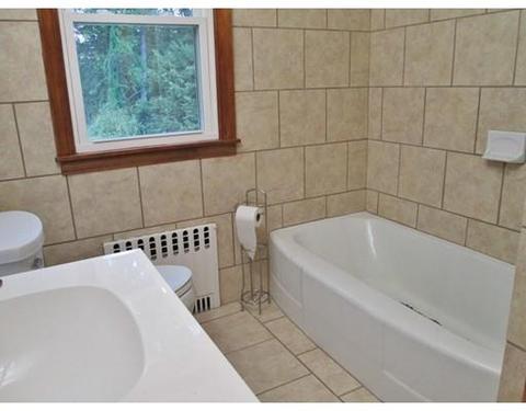 28 Doyle Ave, Springfield, MA 01104 photo 9