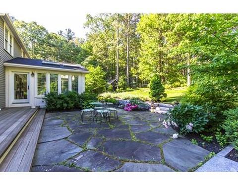 14 Plumbley Rd, Upton, MA 01568 photo 9