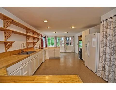 22 Forest St, Upton, MA 01568 photo 10