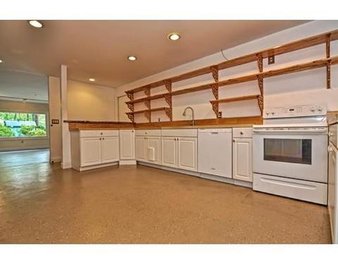 22 Forest St, Upton, MA 01568 photo 8