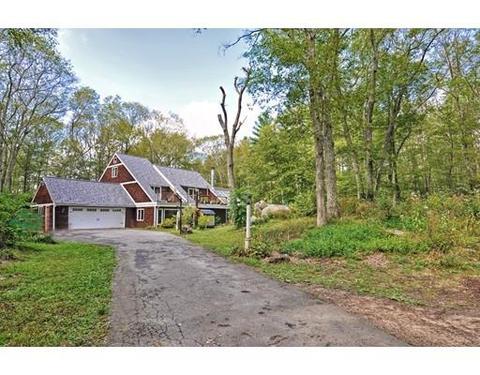 22 Forest St, Upton, MA 01568 photo 3