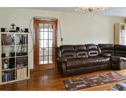12 Bartlett St, Beverly, MA 01915 photo 12