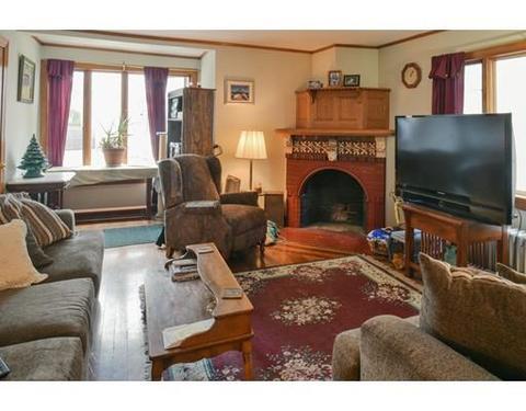12 Bartlett St, Beverly, MA 01915 photo 2