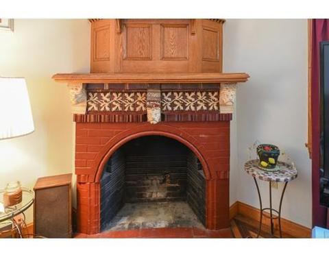 12 Bartlett St, Beverly, MA 01915 photo 4