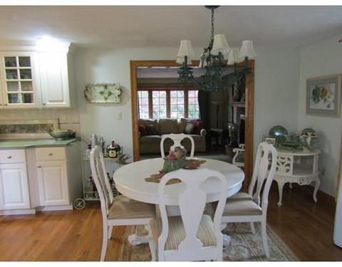 89 Jules St, Fall River, MA 02720 photo 6