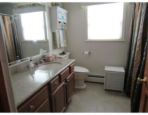 89 Jules St, Fall River, MA 02720 photo 12