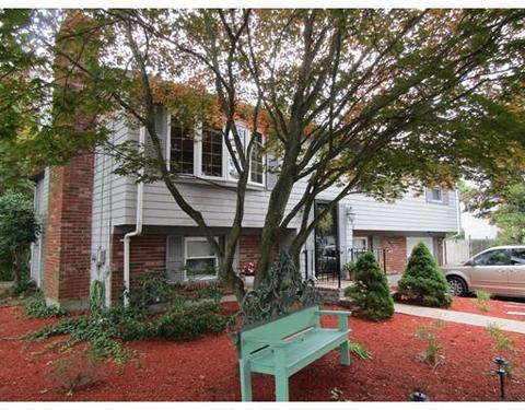 89 Jules St, Fall River, MA 02720 photo 2