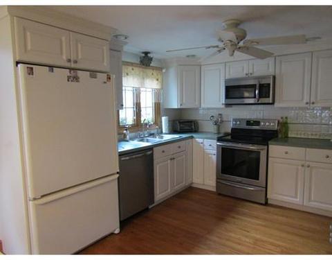 89 Jules St, Fall River, MA 02720 photo 8