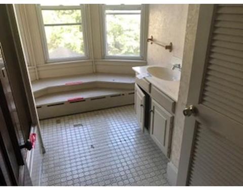 669 Rock St, Fall River, MA 02720 photo 6