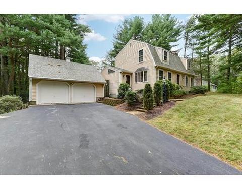 65 Sumner Perry Dr, Wrentham, MA 02093 photo 2