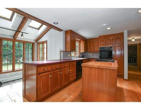 65 Sumner Perry Dr, Wrentham, MA 02093 photo 7