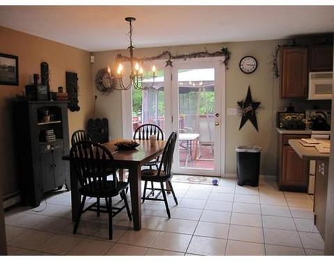 18 Downs Rd, Douglas, MA 01516 photo 6
