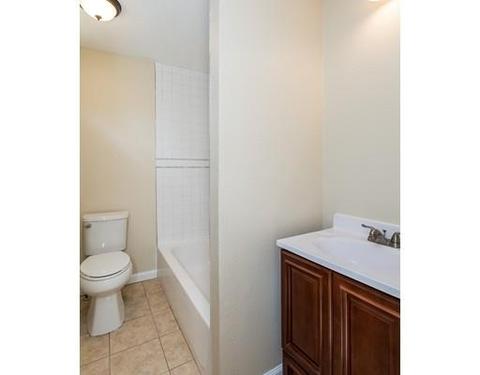 74 Gresham St, Springfield, MA 01119 photo 17