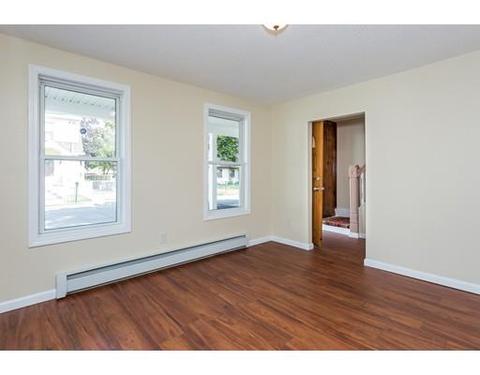 74 Gresham St, Springfield, MA 01119 photo 7