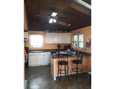 124 Grinnell St, Fall River, MA 02721 photo 5