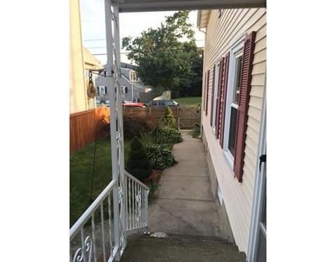 124 Grinnell St, Fall River, MA 02721 photo 17