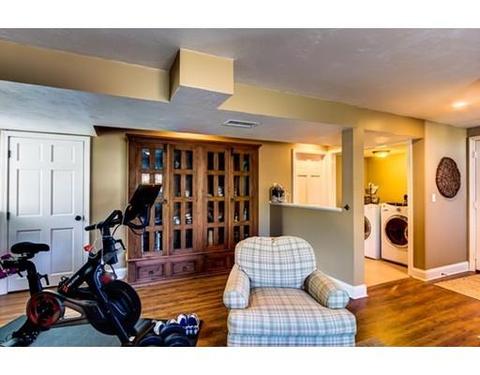 9 Holly Ter, Worcester, MA 01607 photo 19