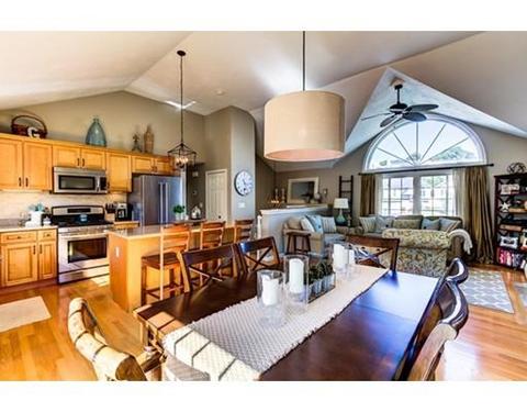 9 Holly Ter, Worcester, MA 01607 photo 7