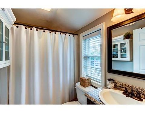 9 Holly Ter, Worcester, MA 01607 photo 18